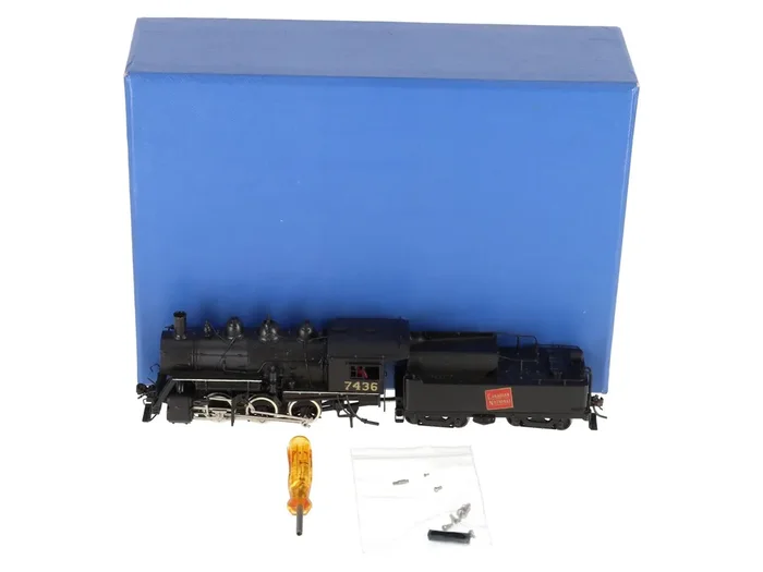 Van Hobbies O-18A HO BRASS CNR O-18a 0-6-0 Steam Locomotive & Tender – painted EX/Box