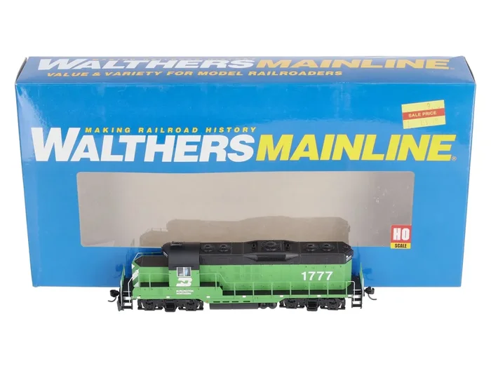 Walthers 910-20403 HO Burlington Northern EMD GP9 Phase II Diesel Loco 1777 LN/Box