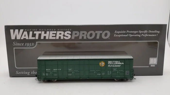 Walthers 920-101920 HO British Columbia BCIT 56‘ Thrall All-Door Boxcar 800113 LN/Box