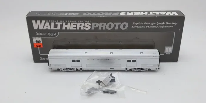 Walthers 920-9465 HO Santa Fe 1954 El Capt 73‘ Budd Baggage Car (Real Metal) EX/Box